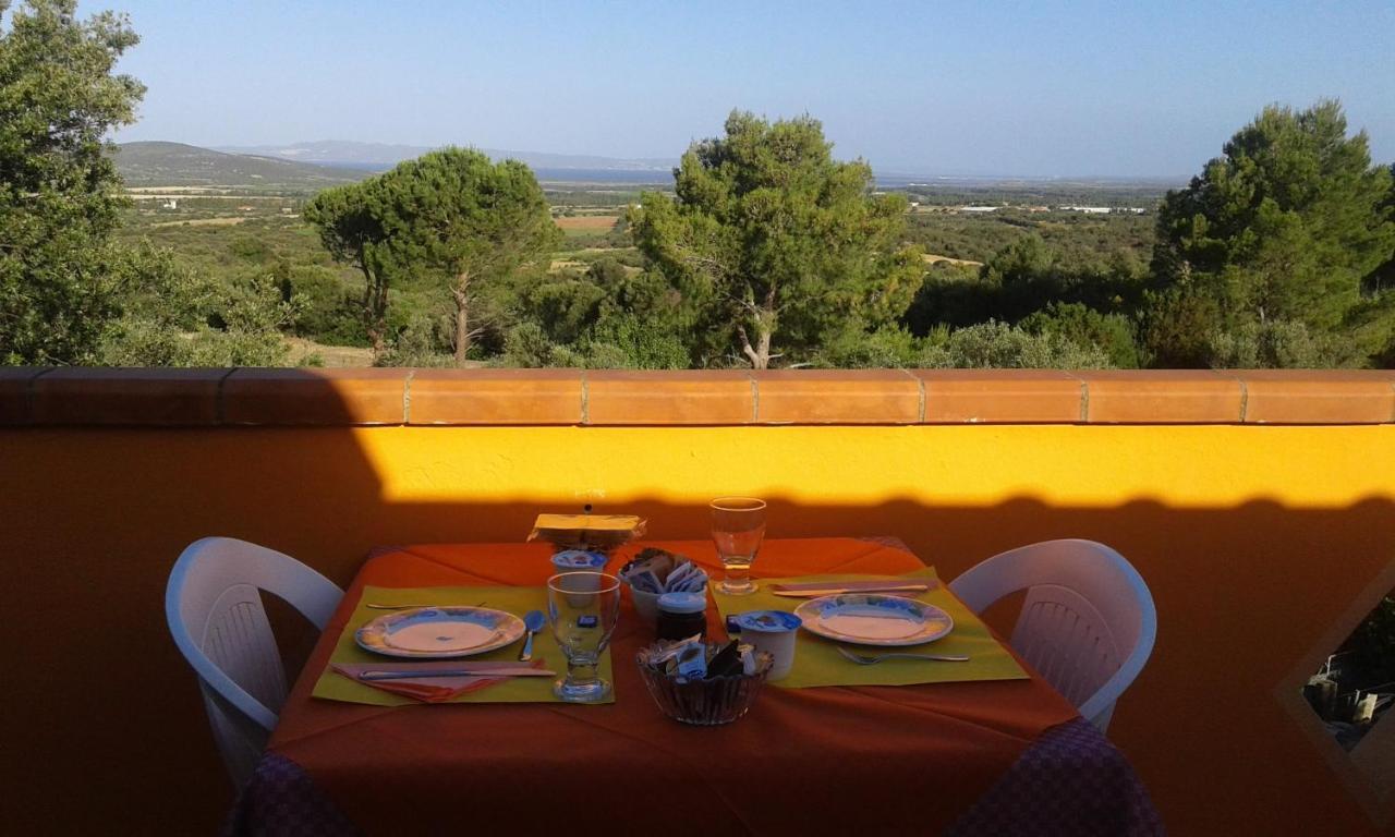 B&B Il Girasole SantʼAnna Arresi Εξωτερικό φωτογραφία