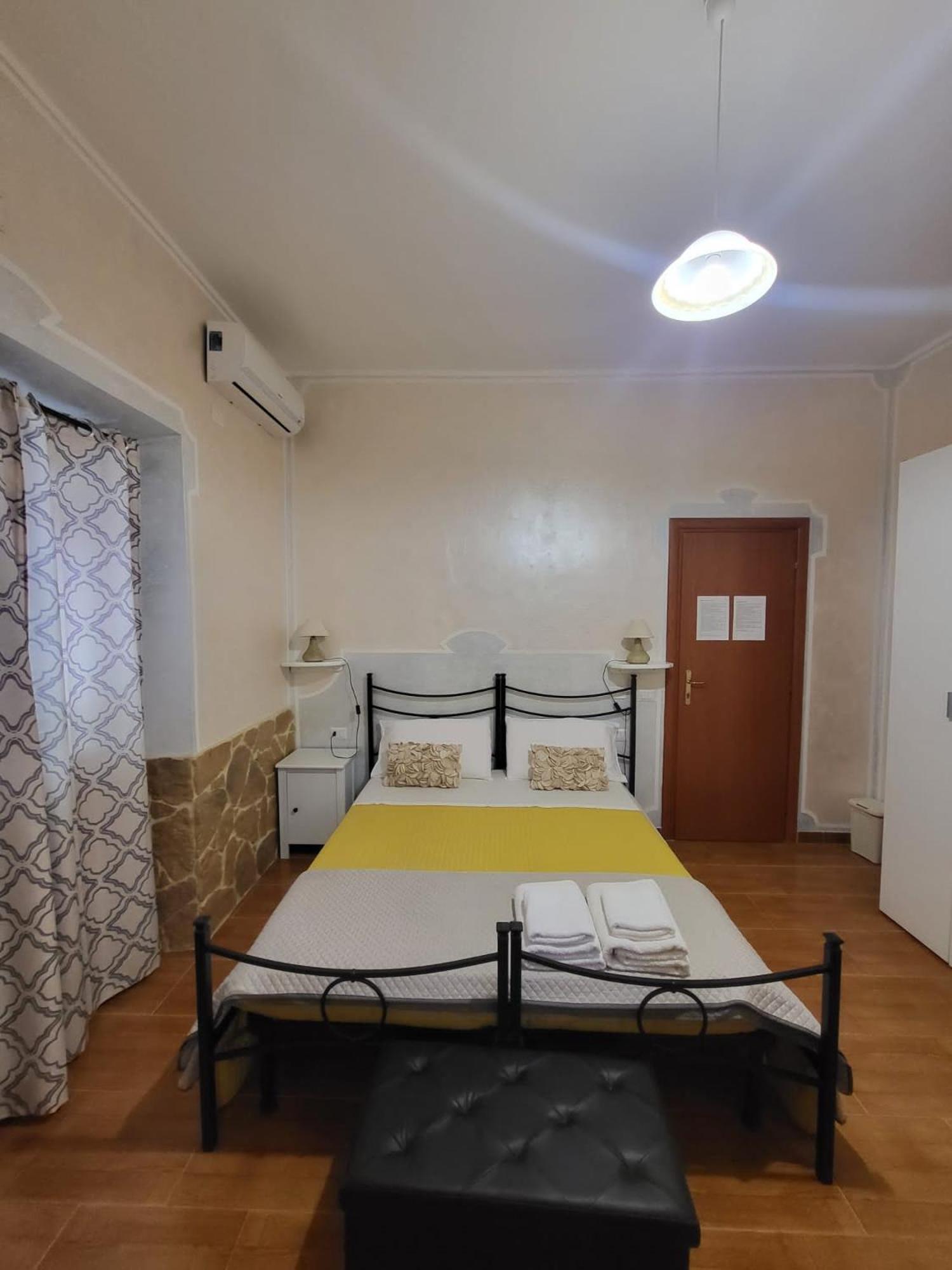 B&B Il Girasole SantʼAnna Arresi Εξωτερικό φωτογραφία