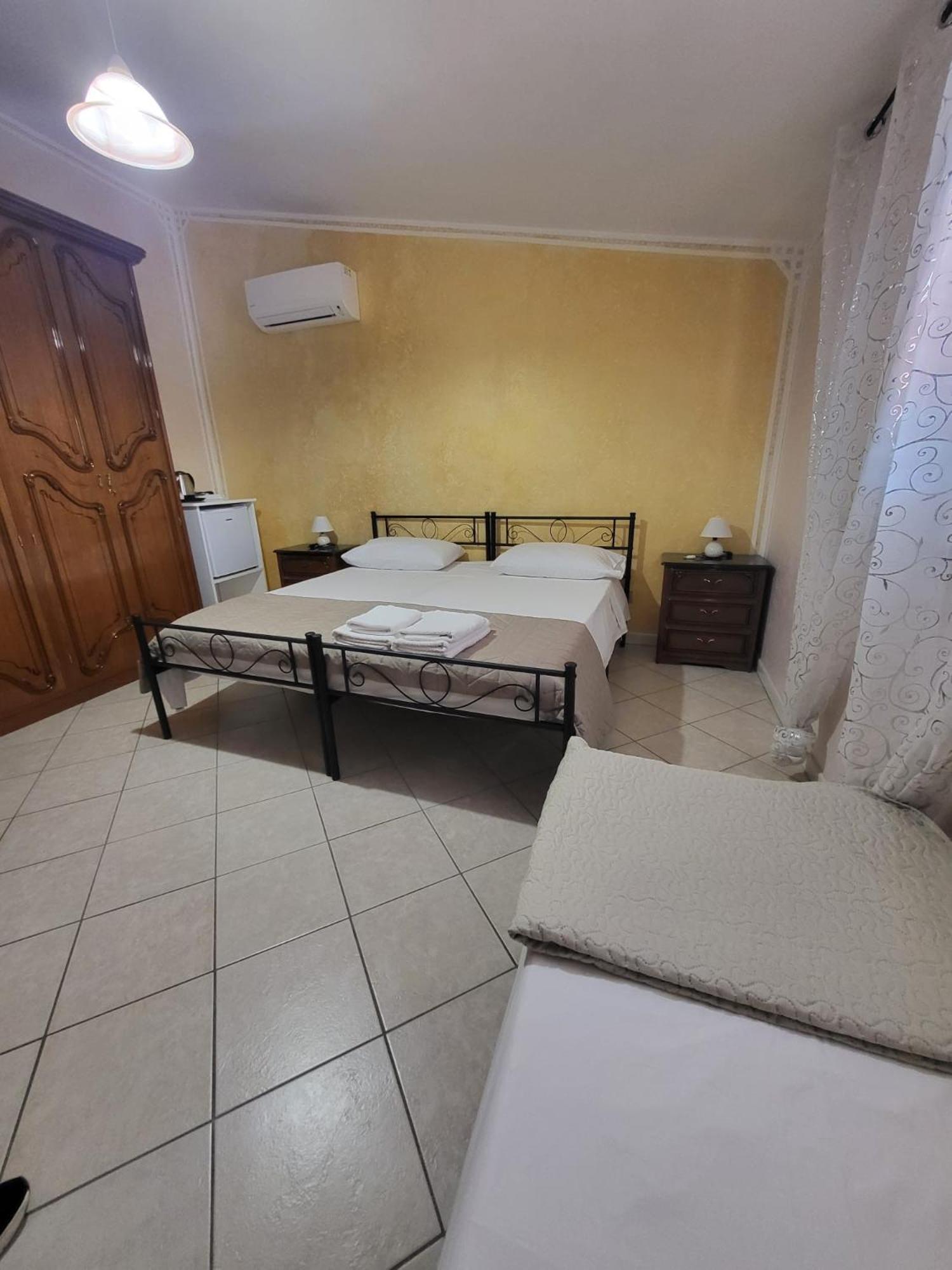 B&B Il Girasole SantʼAnna Arresi Εξωτερικό φωτογραφία