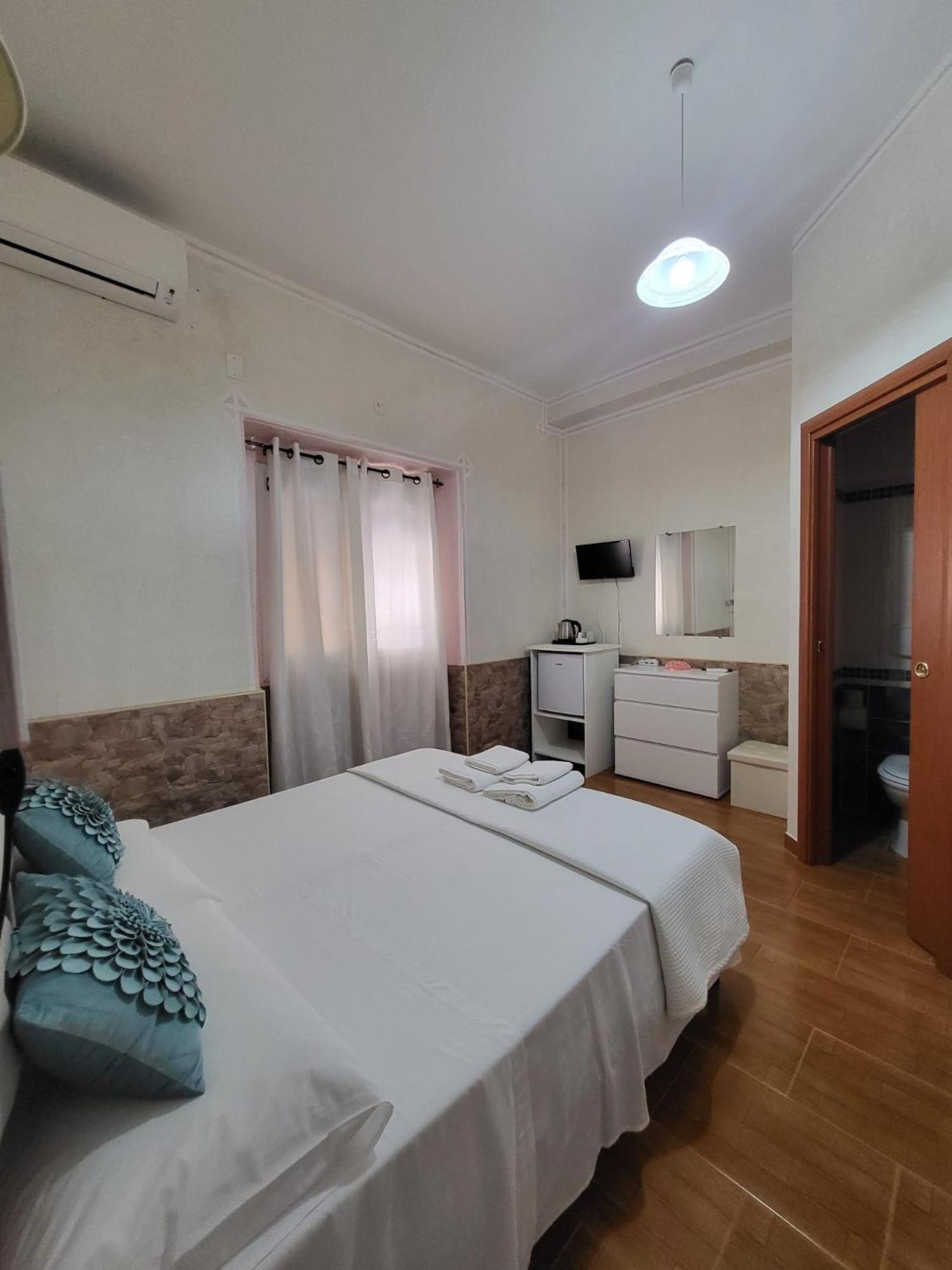 B&B Il Girasole SantʼAnna Arresi Εξωτερικό φωτογραφία