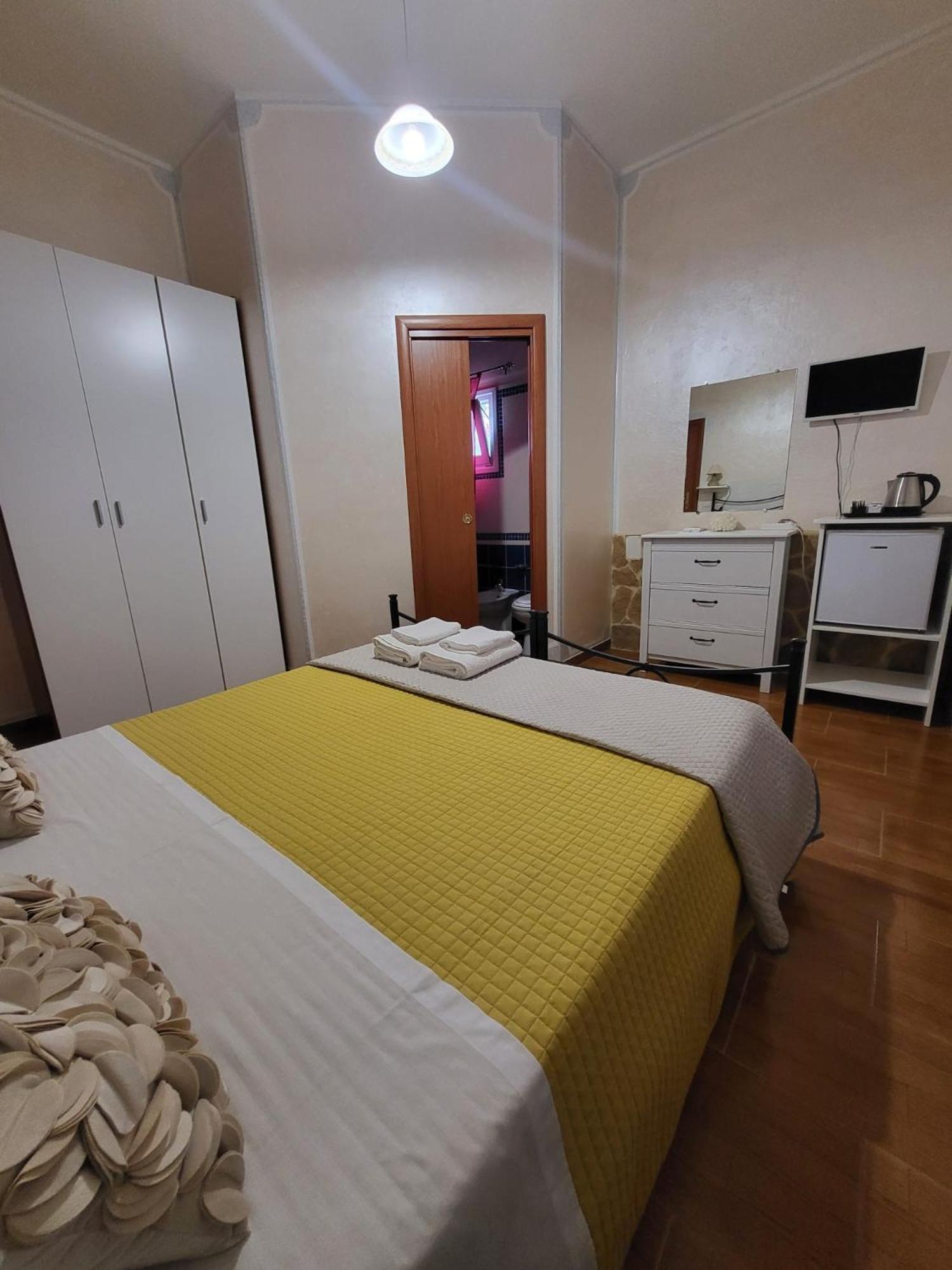 B&B Il Girasole SantʼAnna Arresi Εξωτερικό φωτογραφία